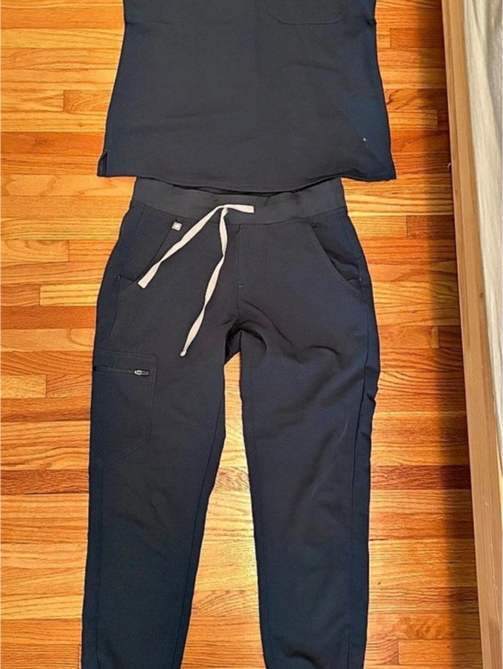FIGS Zamora Jogger Scrub Pants and Top Set Black Dark Harbour